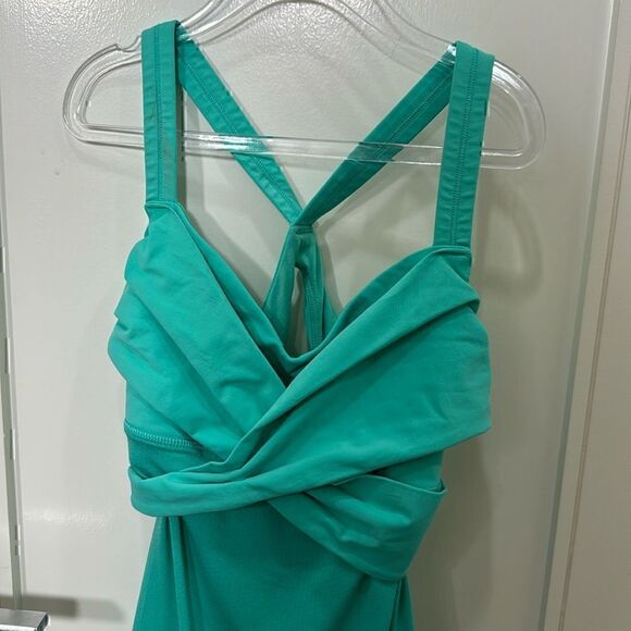 Lululemon Turquoise Wrap it Up Tank Top Size 4 - Picture 2 of 11